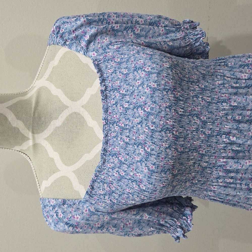 Chic Blue Floral Midi Dress - Picture 2 of 11